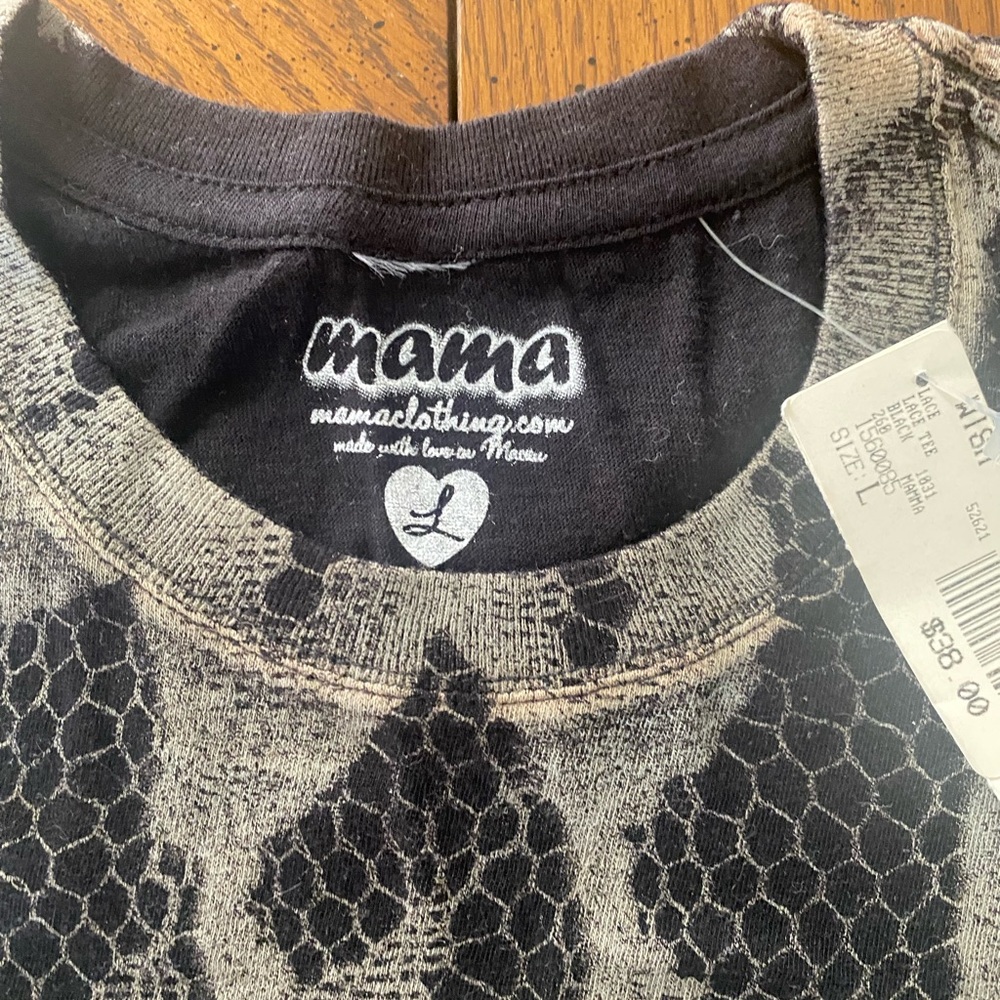 Women’s cap sleeve T-shirt rare